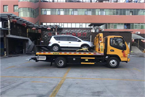 汉源汽车紧急补胎换胎救援